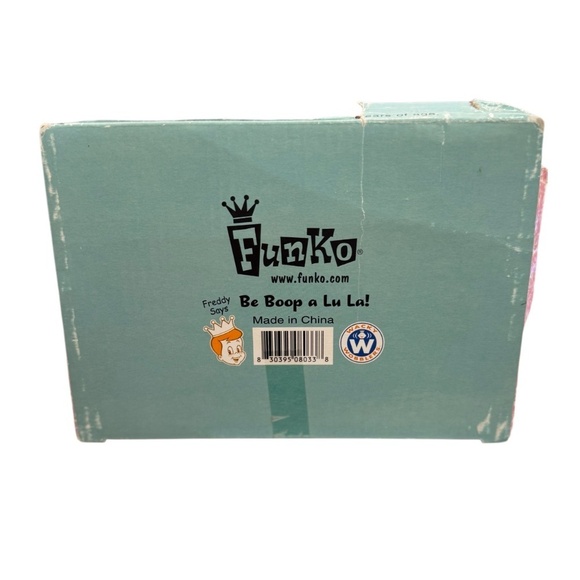 Betty Boop Cruisin Funko Wacky Wobbler Pink Car NIB - Picture 6 of 13